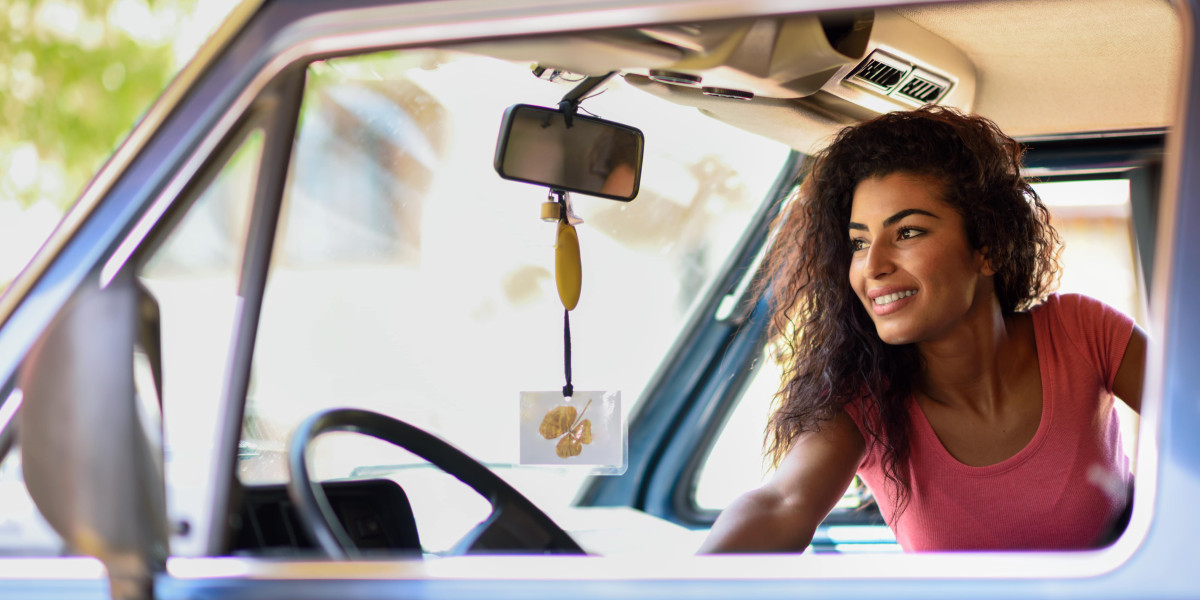 Guide To Buy UK Driving License: The Intermediate Guide Towards Buy UK Driving License