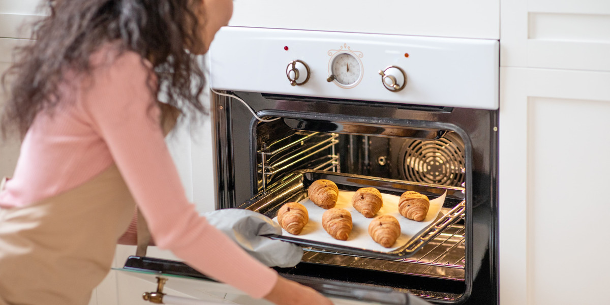 11 "Faux Pas" That Are Actually Okay To Make With Your Built-In Oven
